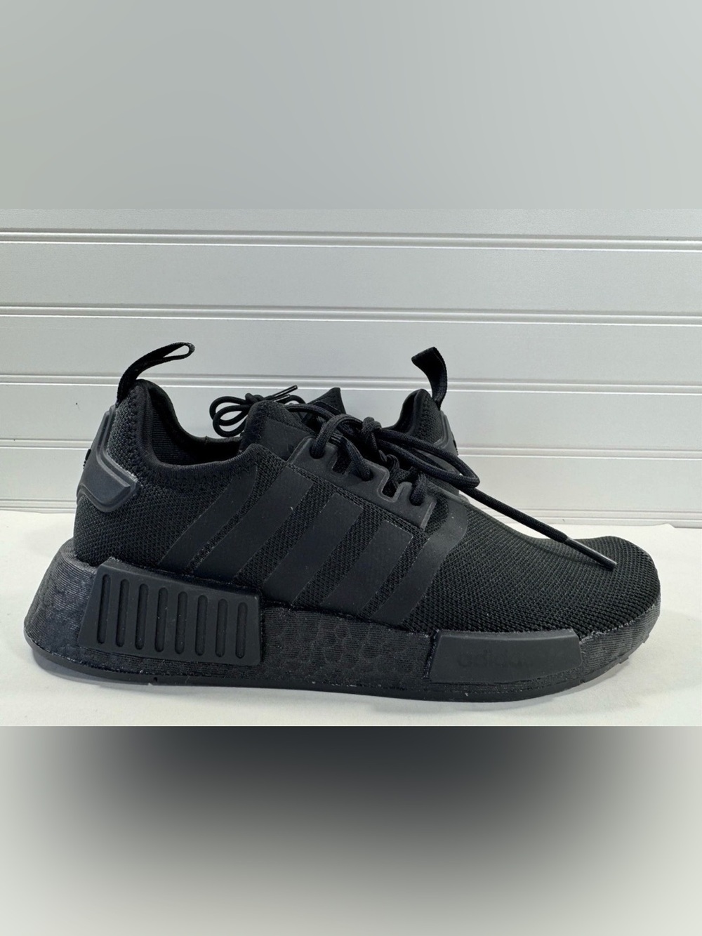 Adidas NMD R1 Primeblue Triple Black US 5.0 Men’s GZ9256